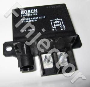 Bosch tehorele, 12V / 100 A. Päävirta 6 mm ruuviliitoksin, ohjaus vesitiivis (Bosch 0332002352)