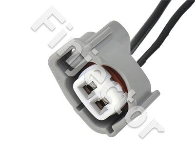 2-pole female connector with wires